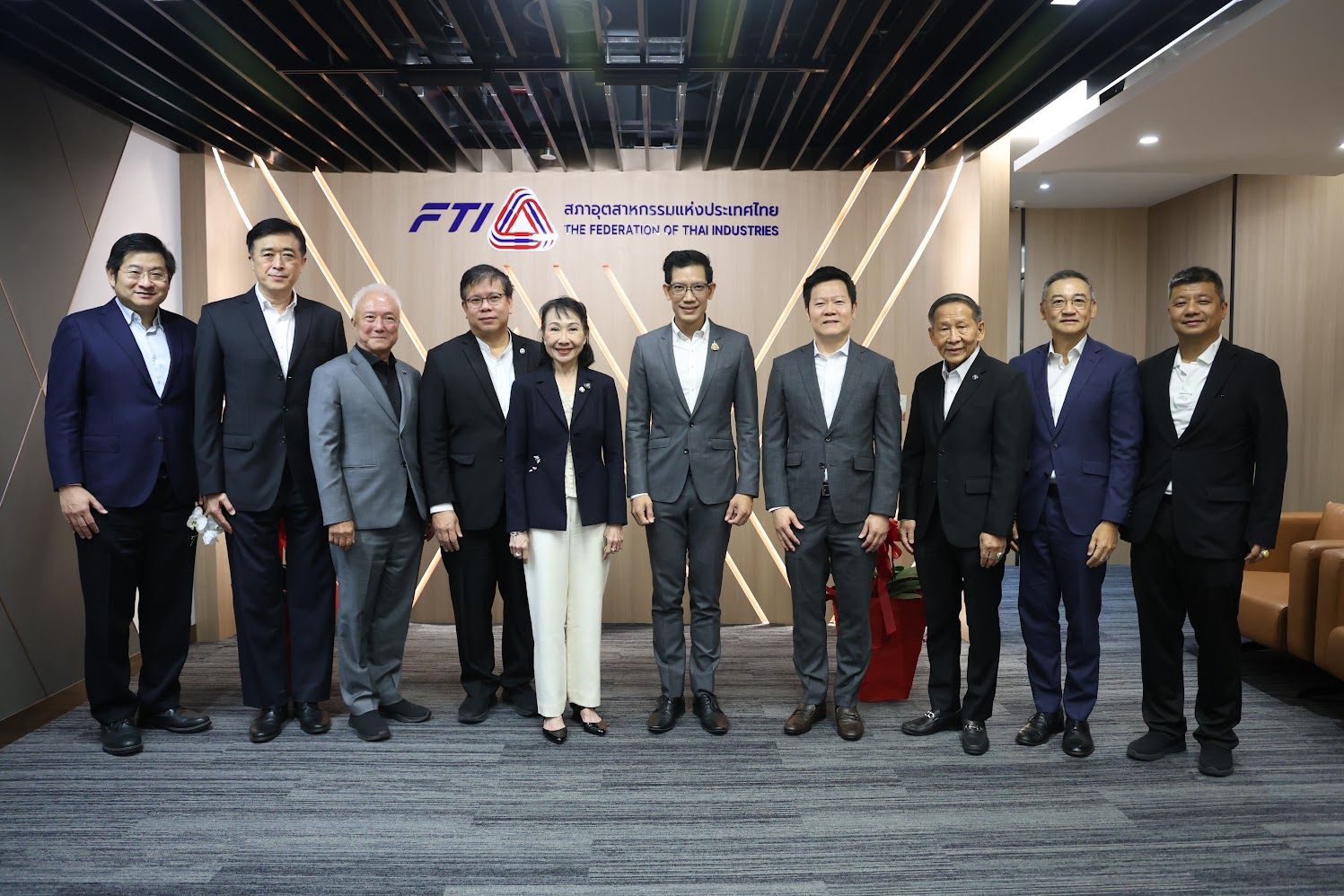 กกร. จัดประชุมผลักดัน PromptBiz โครงสร้างพื้นฐานแลกเปลี่ยนข้อมูลธุรกิจ เพื่อเพิ่มโอกาสให้ SMEs เข้าถึงแหล่งเงินทุน ลดต้นทุน เสริมสภาพคล่อง และยกระดับศักยภาพการแข่งขันของภาคธุรกิจไทย