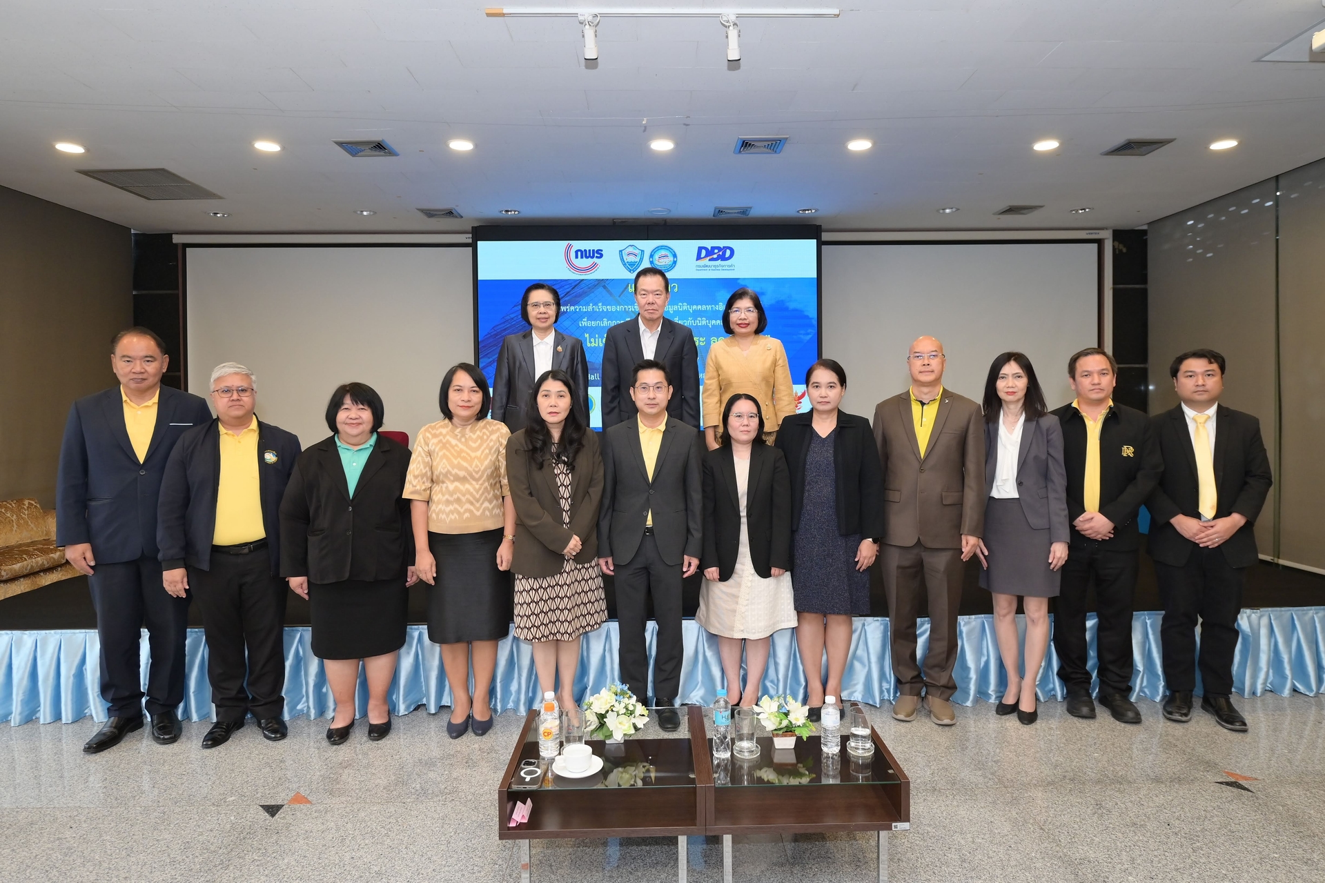 หอการค้าไทยร่วมกับ ก.พ.ร. และกรมพัฒนาธุรกิจการค้า แถลงความสำเร็จการเชื่อมโยงข้อมูลนิติบุคคลอิเล็กทรอนิกส์สู่ 12 หน่วยงานรัฐ ยกระดับ Digital Government และลดภาระเอกสารภาคธุรกิจ