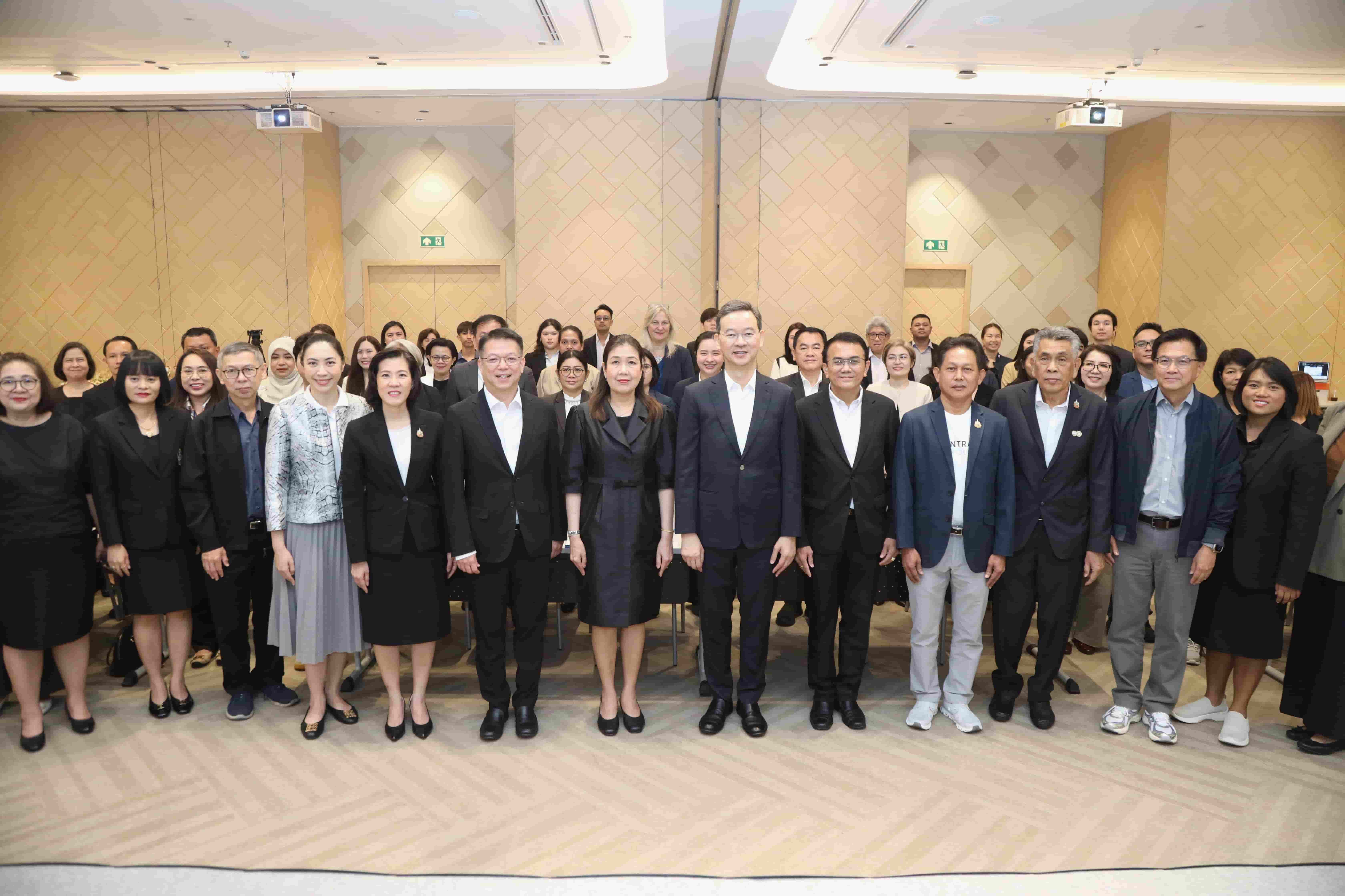 สรุปแนวทางปฏิรูปการศึกษาไทยปี 2569 ถึง 2573 ความร่วมมือระหว่างรัฐและเอกชนเพื่อพัฒนาโรงเรียนอย่างยั่งยืน มุ่งเน้นผลลัพธ์ที่จับต้องได้และการเติบโตในระยะยาว