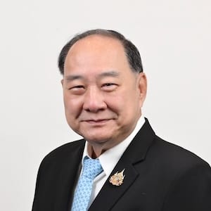 คุณปราโมทย์ มนูพิบูลย์