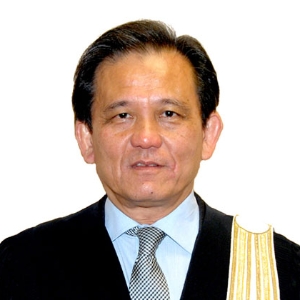 นายวีระพล ตั้งสุวรรณ