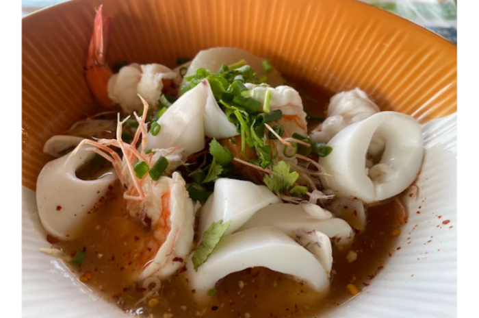 ร้านก๋วยเตี่ยวป้าราตรี : สุราษฎร์ธานี