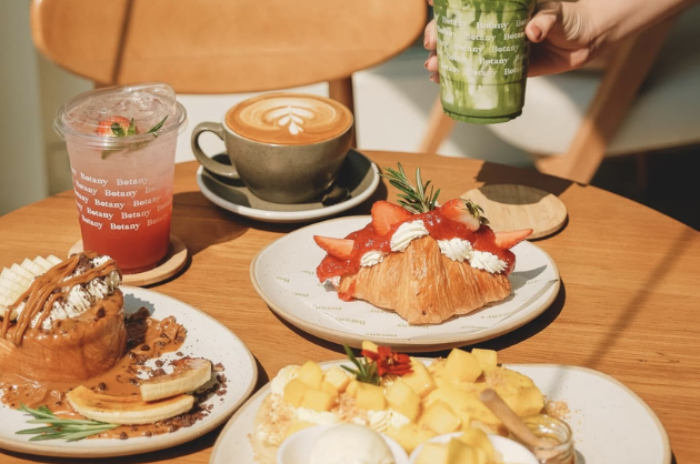 ร้าน โบทานี่ คาเฟ่ แอนด์ อีทเทอรี่ : กระบี่