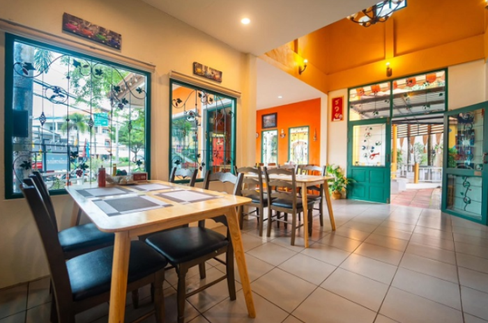 ร้านชื่นนภาขนมจีนน้ำยาปูเมืองตรัง : ตรัง