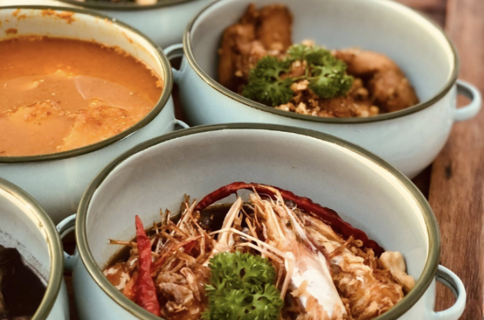 บ้านริมน้ำเรสเทอรอง : พังงา