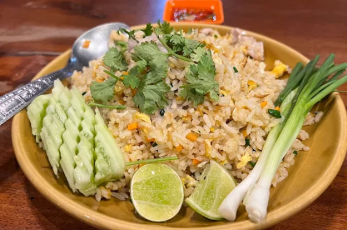 ร้านอาหารบ้านฮอซอน : นครราชสีมา