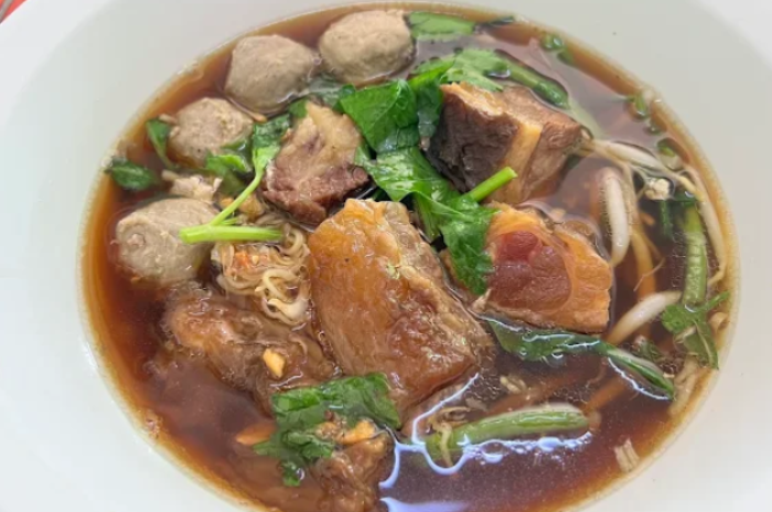 สมพรราชวัตร เกาเหลาเนื้อวัว : นครราชสีมา