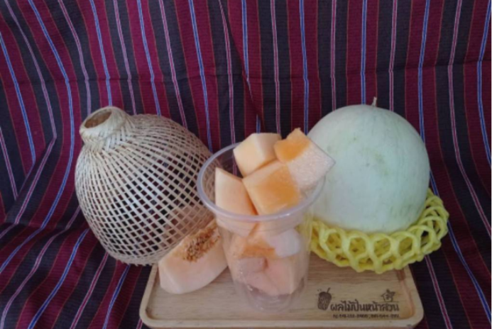 ร้านผลไม้ปั่นหน้าสวน : ศรีสะเกษ