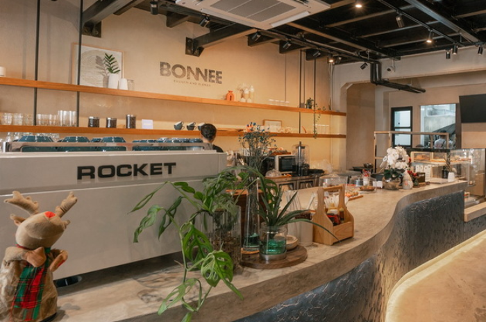 BONNEE - Brunch & Blends : ภูเก็ต
