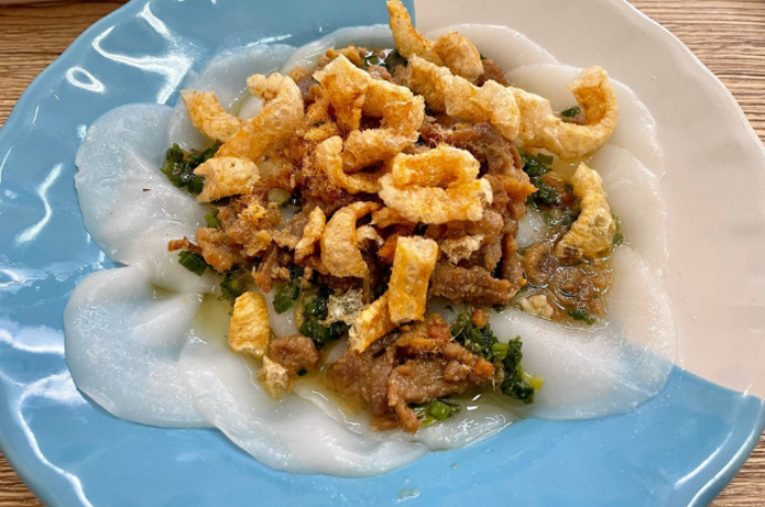 ขนมถ้วย ขนมเหนียว : มุกดาหาร